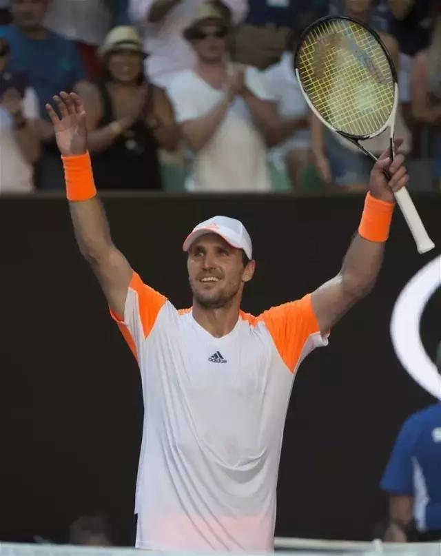 他们却一反 他们却一反