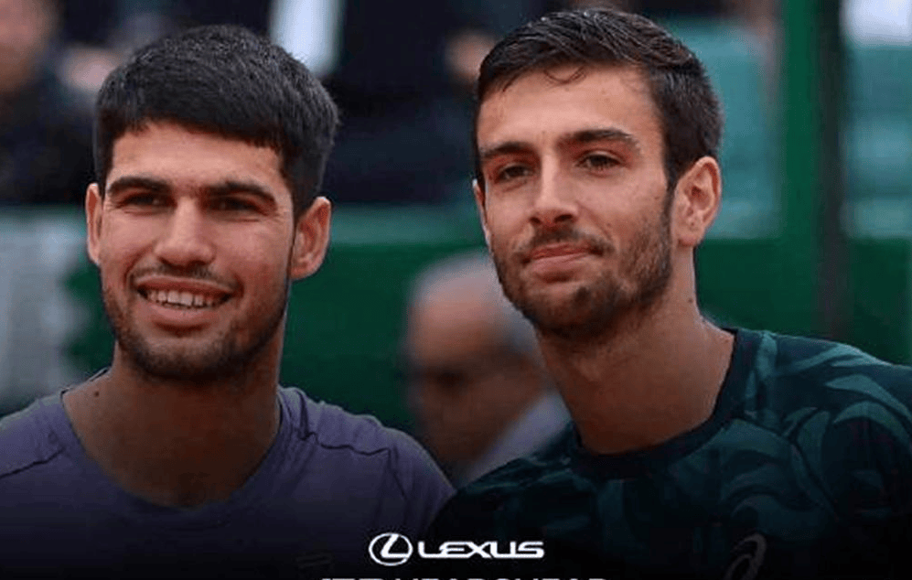 他迫切希望 他迫切希望